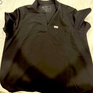 FIG MATERNITY SCRUB TOP MEDIUM